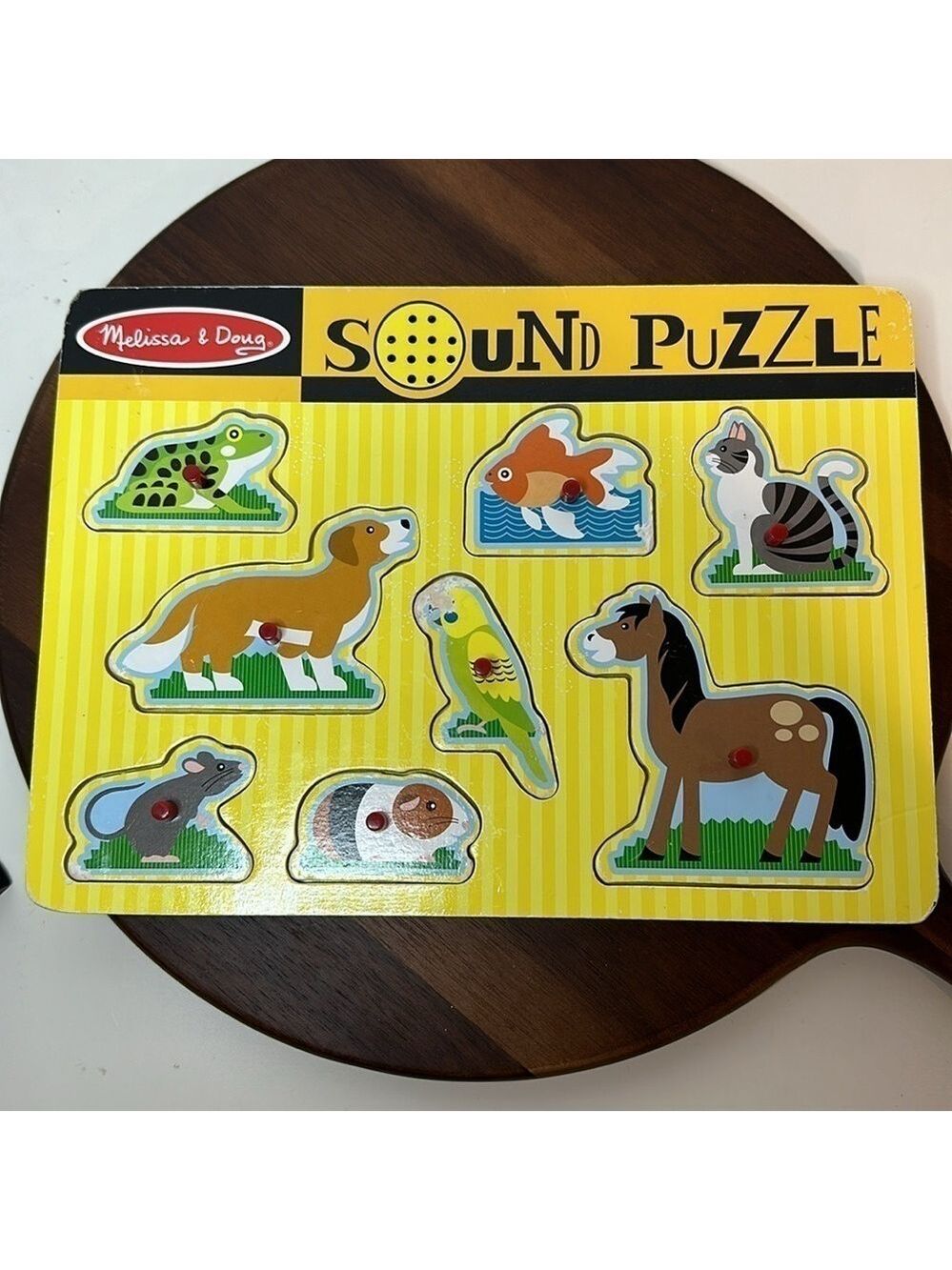 Melissa & Doug Animal Sound Puzzle – Light-Up / Sound Matching Board
